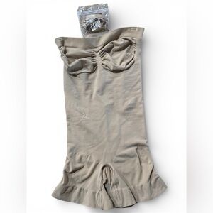 SKIMS Neutral Shapewear Strapless Bodysuit Size S